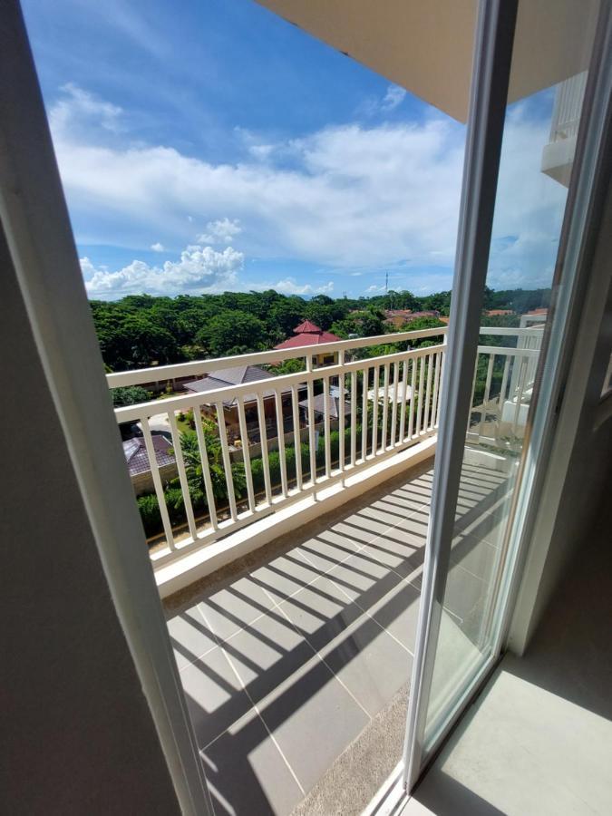 Condo In Camella Manors In Puerto Princesa Exterior photo